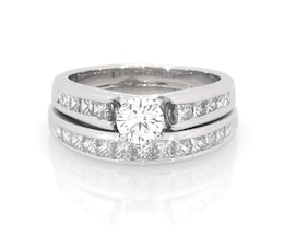 Previously Owned Round-Cut Diamond Bridal Set 1-1/2 ct tw 14K White Gold Size 6.5