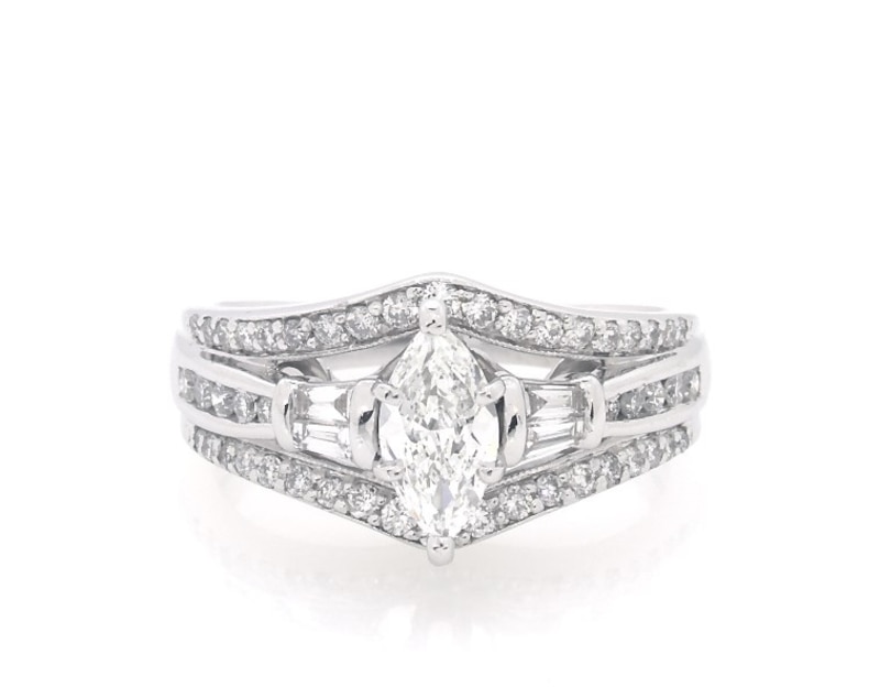 Main Image 1 of Previously Owned Marquise-Cut Diamond Bridal Set 7/8 ct tw 14K White Gold Size 7