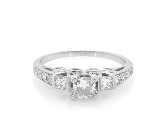 Previously Owned Princess-Cut Three-Stone Diamond Engagement Ring 7/8 ct tw 14K White Gold Size 6