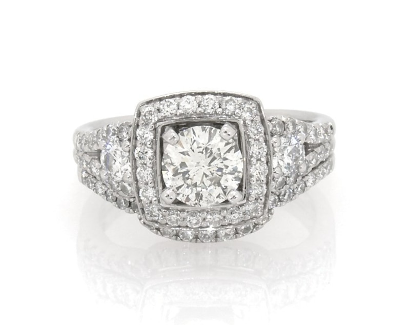 Main Image 1 of Previously Owned Round-Cut Diamond Halo Bridal Set 1-3/4 ct tw 14K White Gold Size 7
