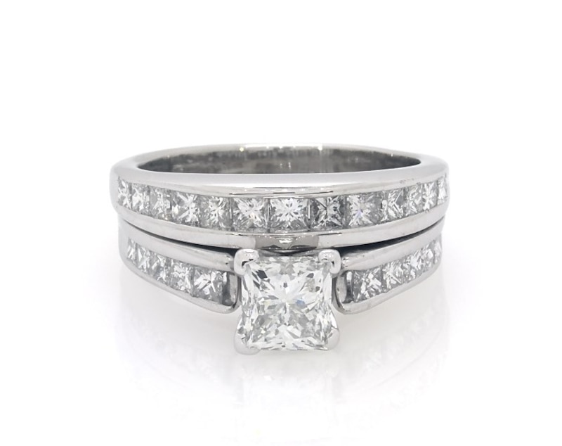 Main Image 1 of Previously Owned Princess-Cut Diamond Bridal Set 2 ct tw 14K White Gold Size 5.75