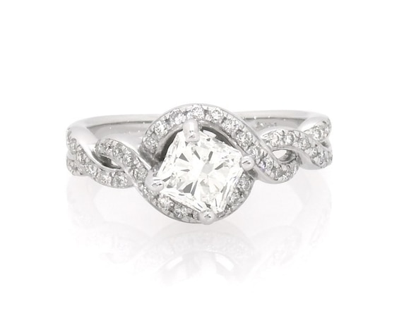 Previously Owned Radiant-Cut Diamond Engagement Ring 1 ct tw 14K White Gold Size 4.5