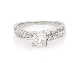 Previously Owned Princess-Cut Diamond Engagement Ring 1-1/3 ct tw 14K White Gold Size 7