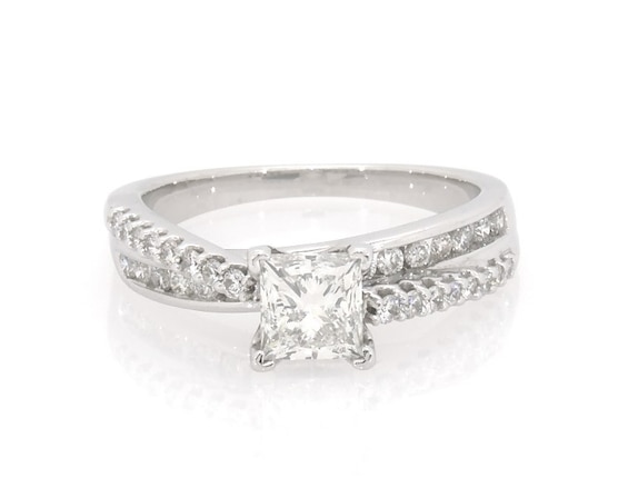 Previously Owned Princess-Cut Diamond Engagement Ring 1-1/3 ct tw 14K White Gold Size 7