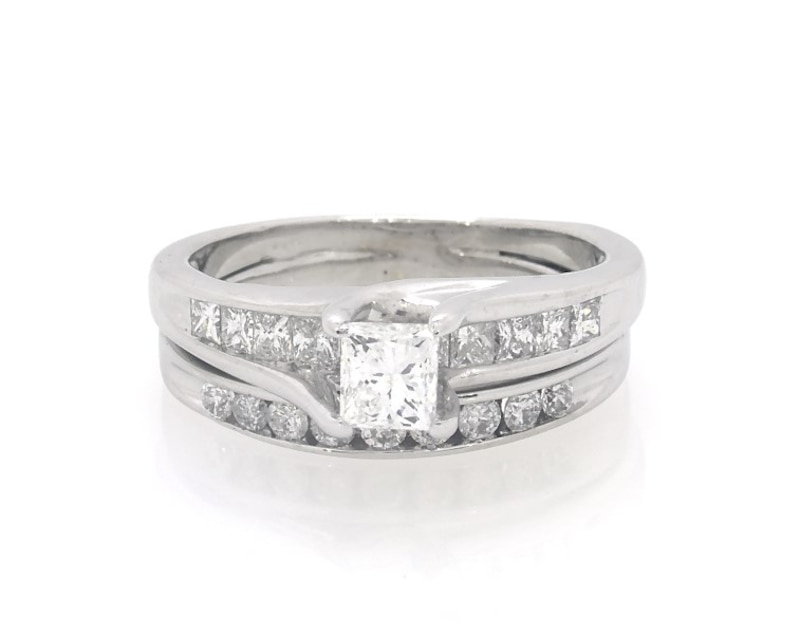 Main Image 1 of Previously Owned Princess-Cut Diamond Bridal Set 1-1/5 ct tw 10K & 14K White Gold Size 6.25