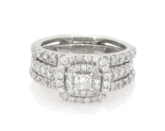 Previously Owned Princess-Cut Diamond Double Halo Bridal Set 7/8 ct tw 10K & 14K White Gold Size 4