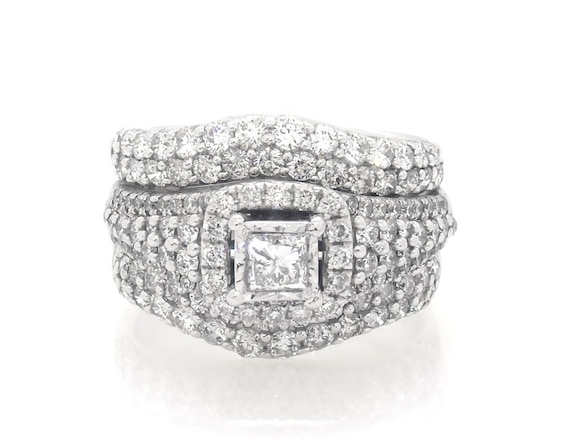 Previously Owned Princess-Cut Diamond Halo Bridal Set 2-1/3 ct tw 14K White Gold Size 7.75