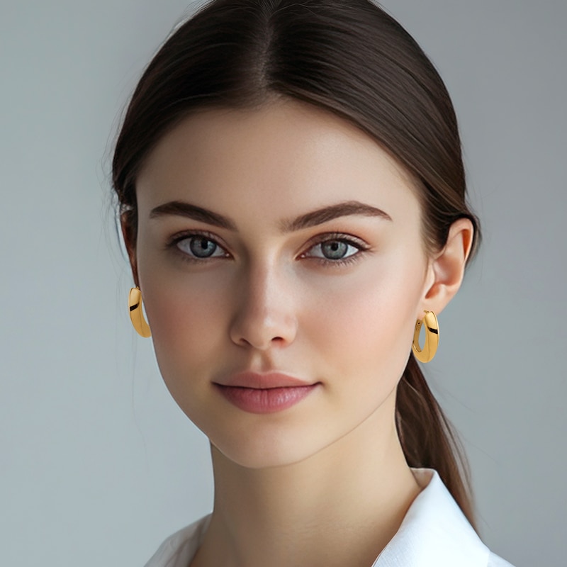 Main Image 5 of Blue Nile X Jared Tapered Oval Hoop Earrings 14K Yellow Gold