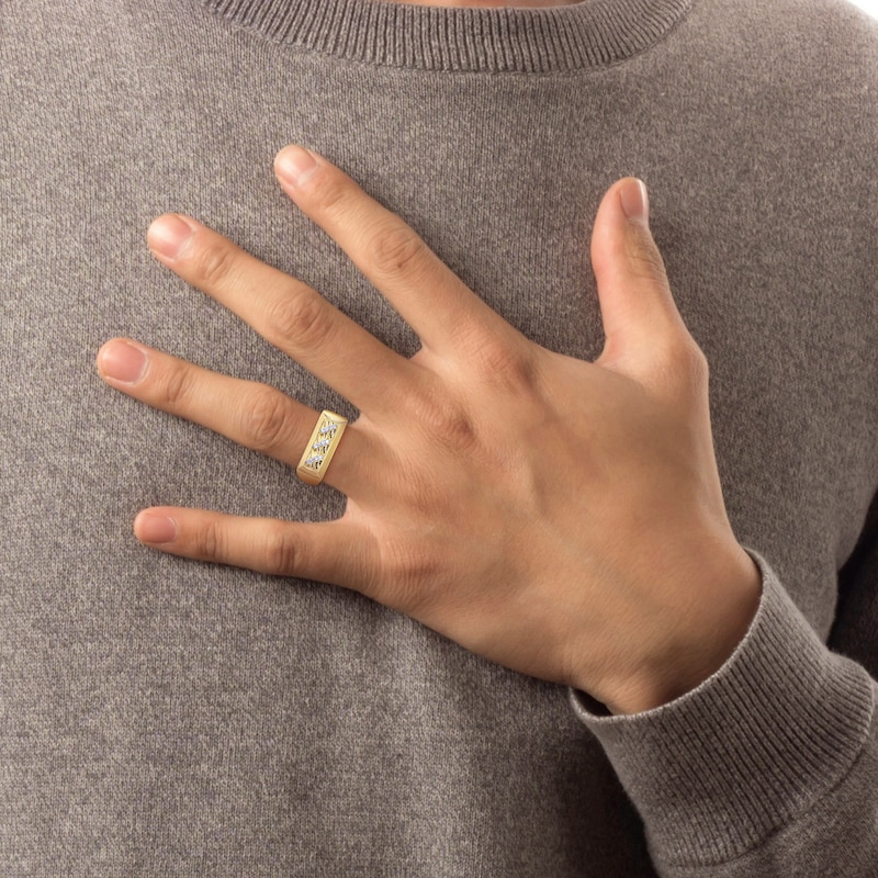Main Image 5 of Y-Knot Men's Diamond Ring 1/20 ct tw Round 14K Yellow Gold
