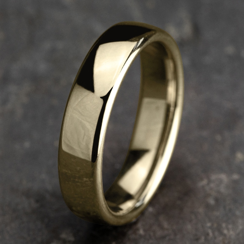 Main Image 4 of Wedding Band 10K Yellow Gold 5.5mm