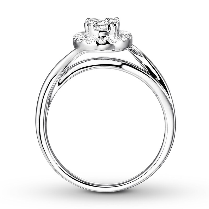 Diamond Engagement Ring 1/2 carat tw Round 14K White Gold