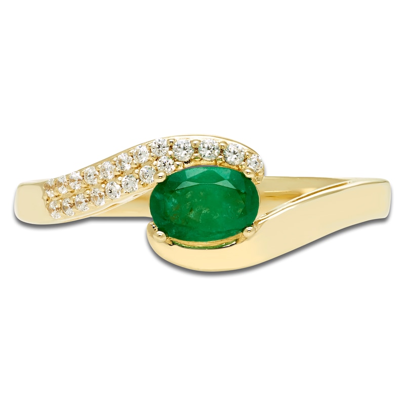 Main Image 3 of Oval-Cut Natural Emerald & Diamond Ring 1/10 ct tw 10K Yellow Gold