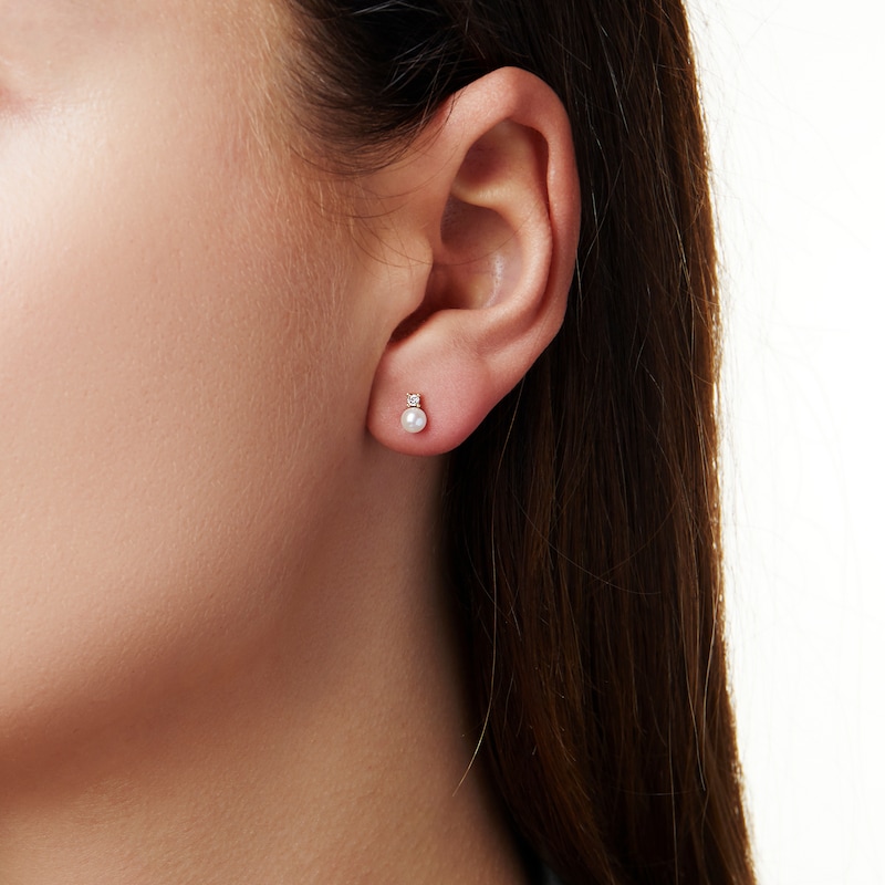 Main Image 4 of Yoko London Freshwater Cultured Pearl Earrings 1/20 ct tw Diamonds 18K Yellow Gold