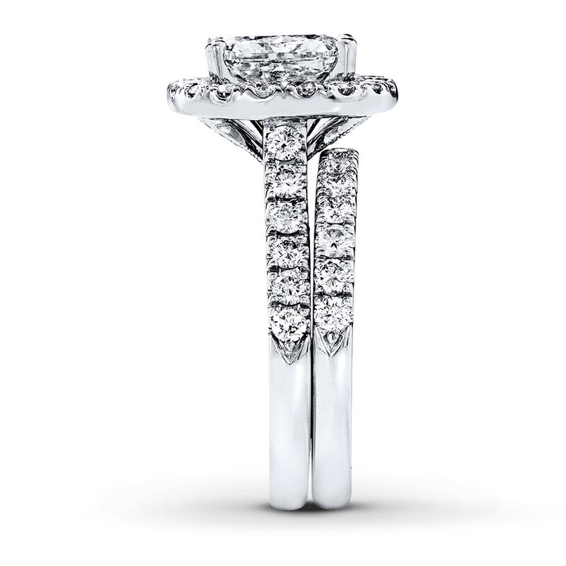 Main Image 3 of Neil Lane Bridal Set 3-1/3 ct tw Diamonds 14K White Gold