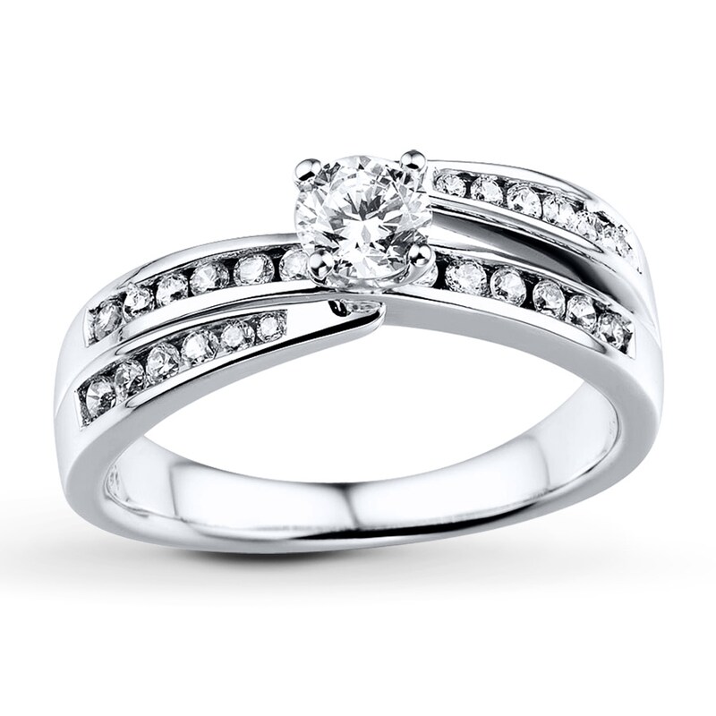 Diamond Engagement Ring 3/4 ct tw Round-cut 14K White Gold