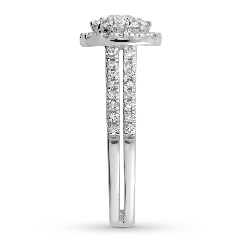 Main Image 3 of Diamond Engagement Ring 7/8 ct tw Round-cut 14K White Gold