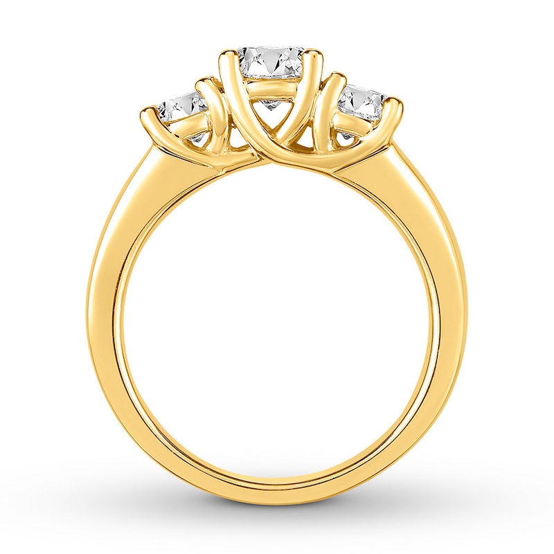 Main Image 2 of Diamond 3-Stone Ring 1-5/8 ct tw Round-cut 14K Yellow Gold