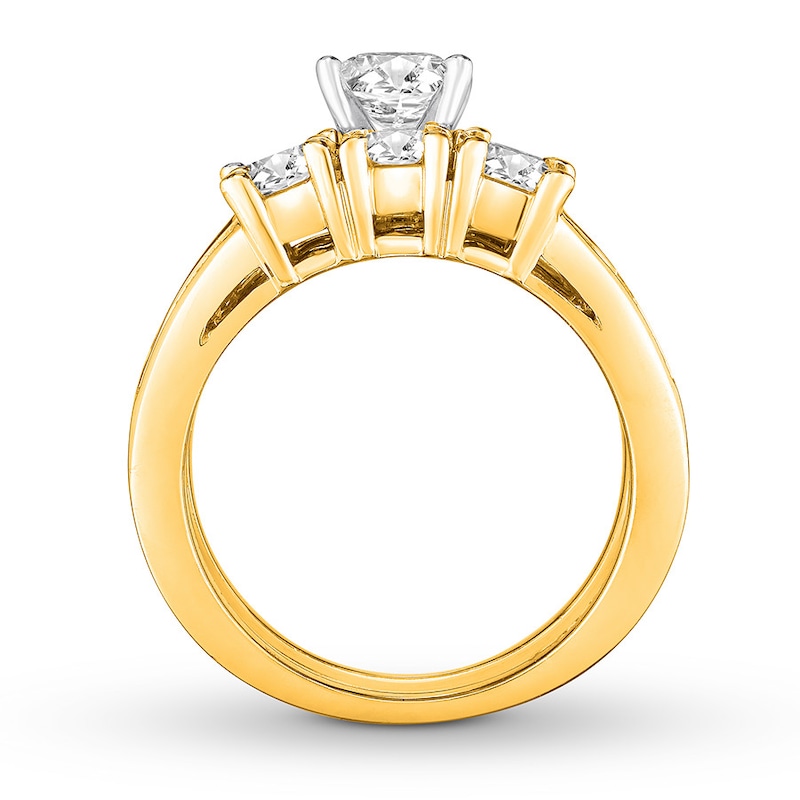 Main Image 2 of Diamond Bridal Set 3-1/3 Carats tw Princess-cut 14K Gold