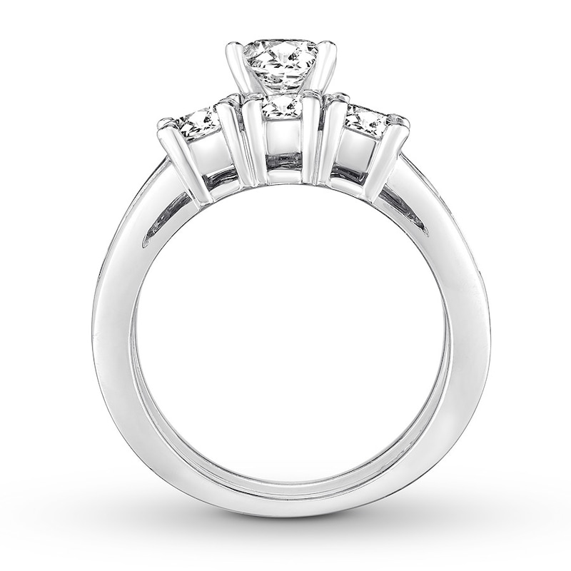Main Image 2 of Diamond Bridal Set 3-1/3 ct tw Princess-cut 14K White Gold