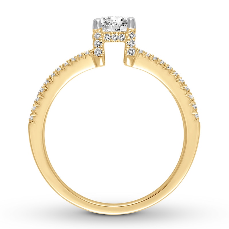 Diamond Engagement Ring 7/8 carat tw Round 14K Yellow Gold