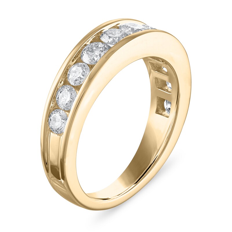 Main Image 3 of Diamond Wedding Band 1-1/5 ct tw Round 14K Yellow Gold