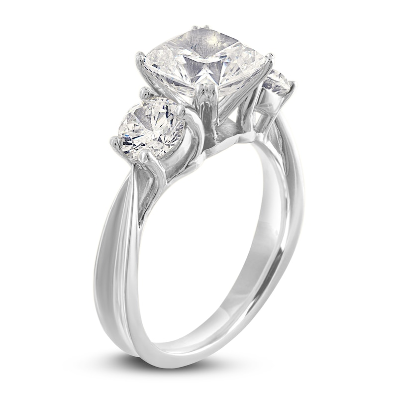 Main Image 2 of Diamond Ring 3 ct tw Cushion/Round 14K White Gold