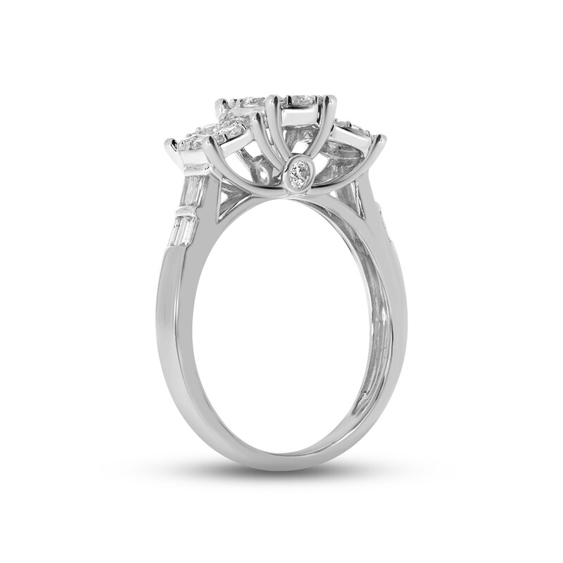 Main Image 3 of Diamond Engagement Ring 3/4 ct tw Round 10K White Gold