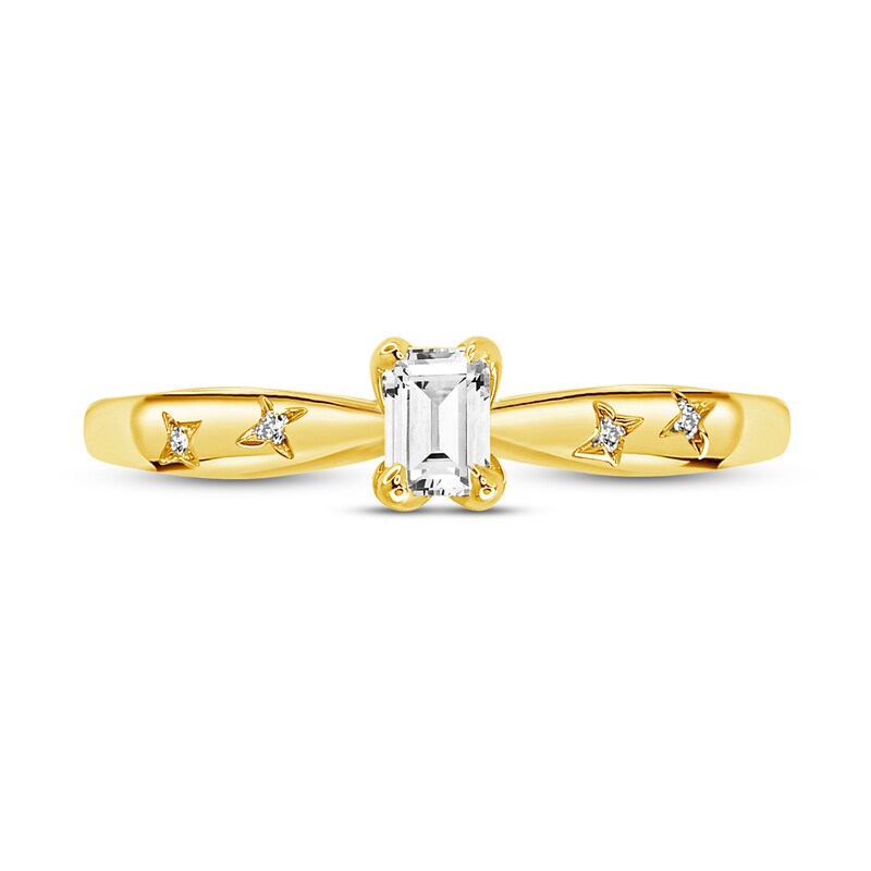 Main Image 3 of Diamond Engagement Ring 1/3 ct tw Round/Emerald 14K Yellow Gold