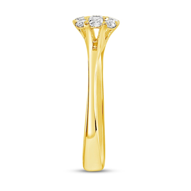 Main Image 2 of Diamond Engagement Ring 1/2 ct tw Round/Princess 14K Yellow Gold