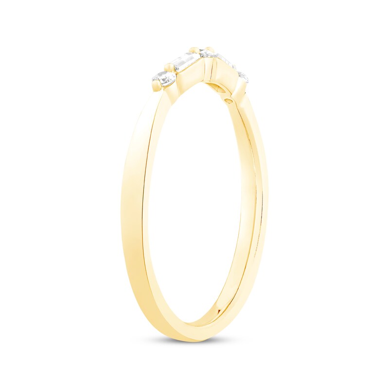 Main Image 2 of Diamond Anniversary Ring 1/5 ct tw Round/Baguette 14K Yellow Gold