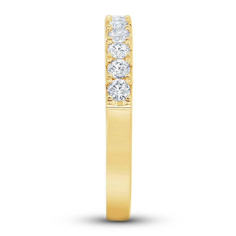 Main Image 2 of French Pave Diamond Anniversary Band 1/2 ct tw Round 14K Yellow Gold