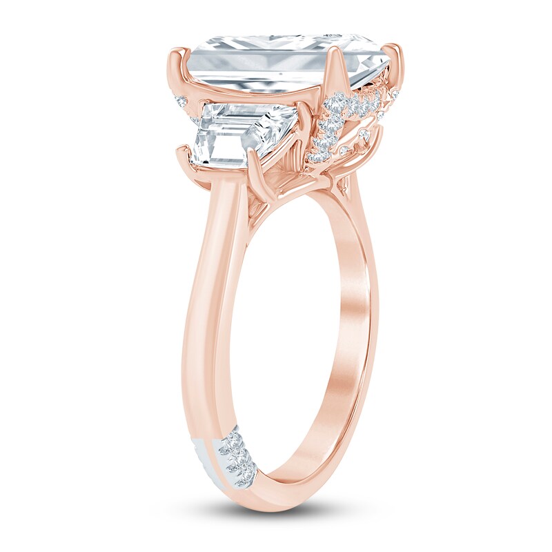 Main Image 2 of Pnina Tornai Lab-Grown Diamond Emerald & Trapezoid-Cut Three-Stone Engagement Ring 5-1/8 ct tw 14K Rose Gold